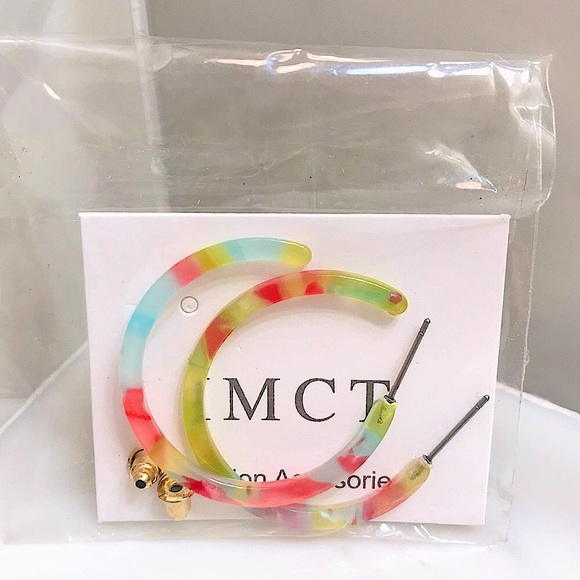 🆕🔥MCT SUPER FREAKING CUTE MULTICOLORED HOOP EARRINGS!!NWT&NIP!!!BUNDLE🆙TOSAVE - Picture 4 of 7